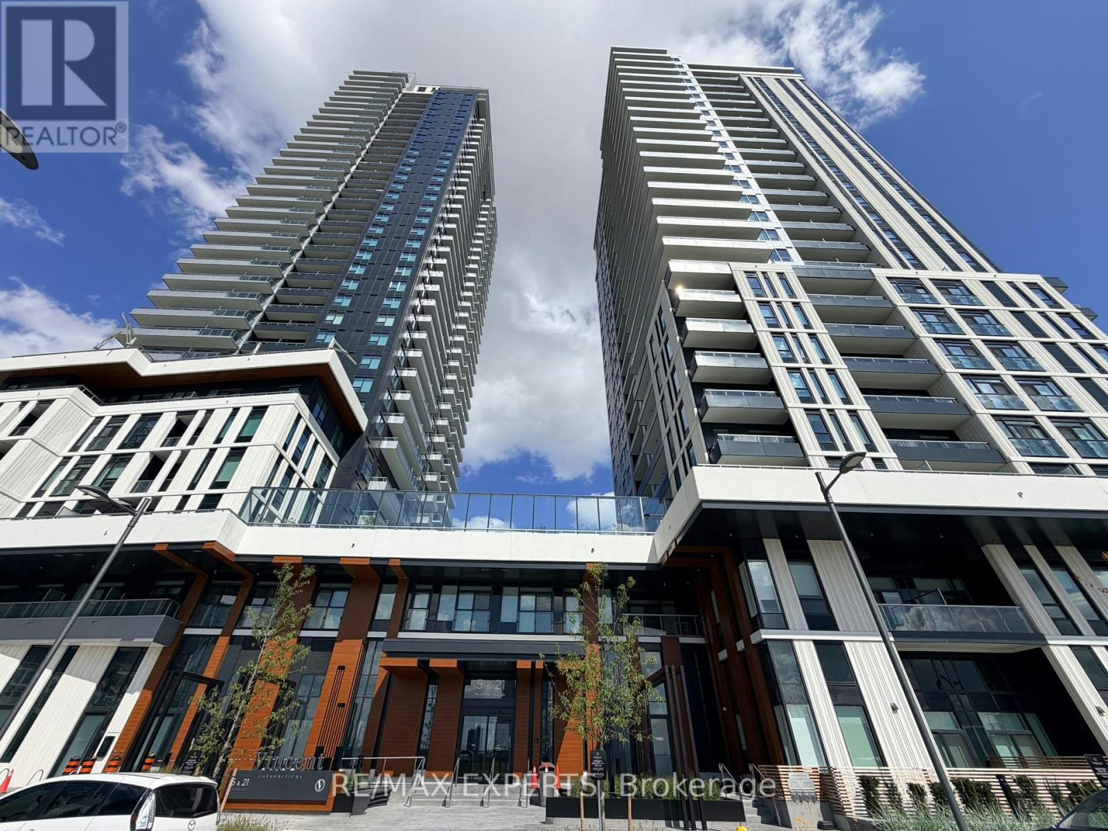 2851 7 Highway, Vaughan, ON, L4K 1W2