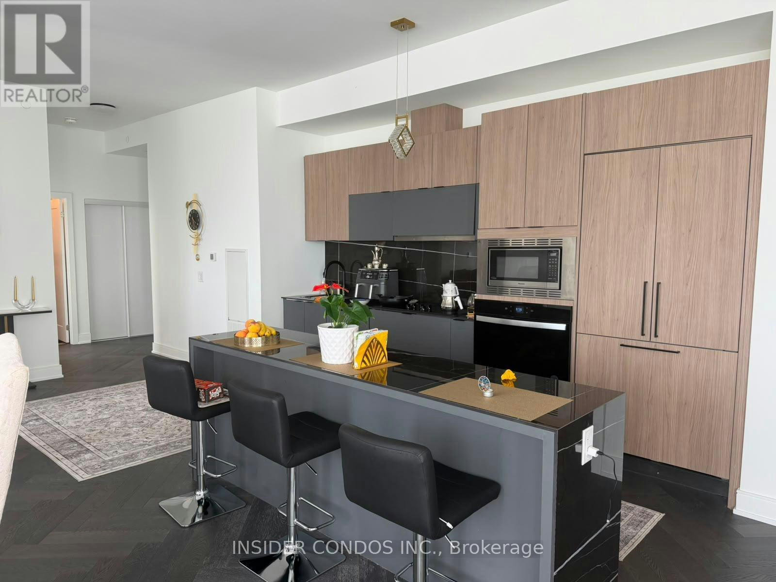 1402-8888 Yonge Street, Richmond Hill, ON, L4C 6Z1