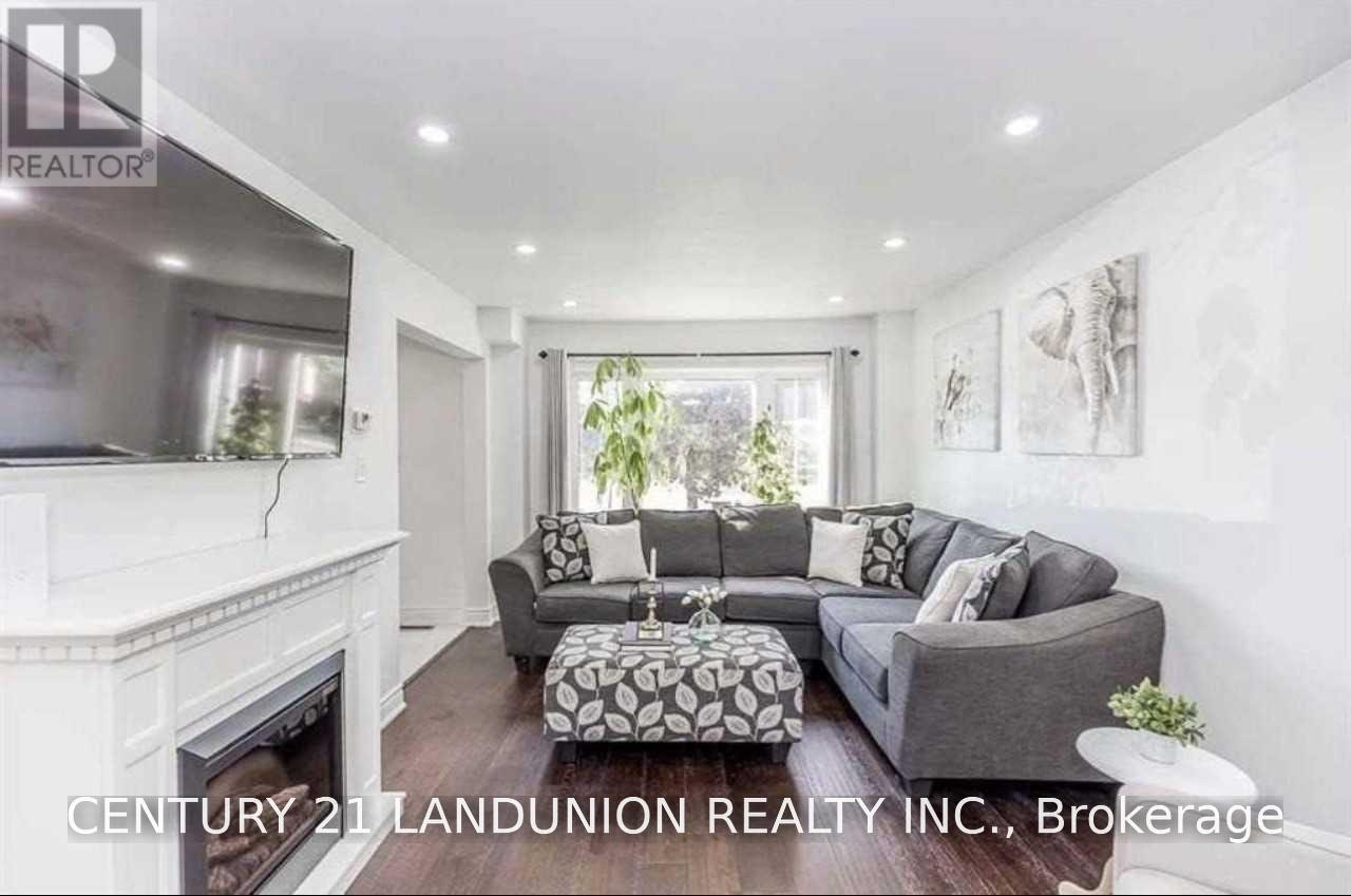 136 Livingstone Street W, Barrie, ON, L4N 7J4 - 4