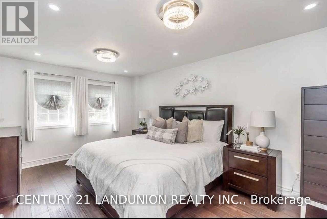 136 Livingstone Street W, Barrie, ON, L4N 7J4 - 9
