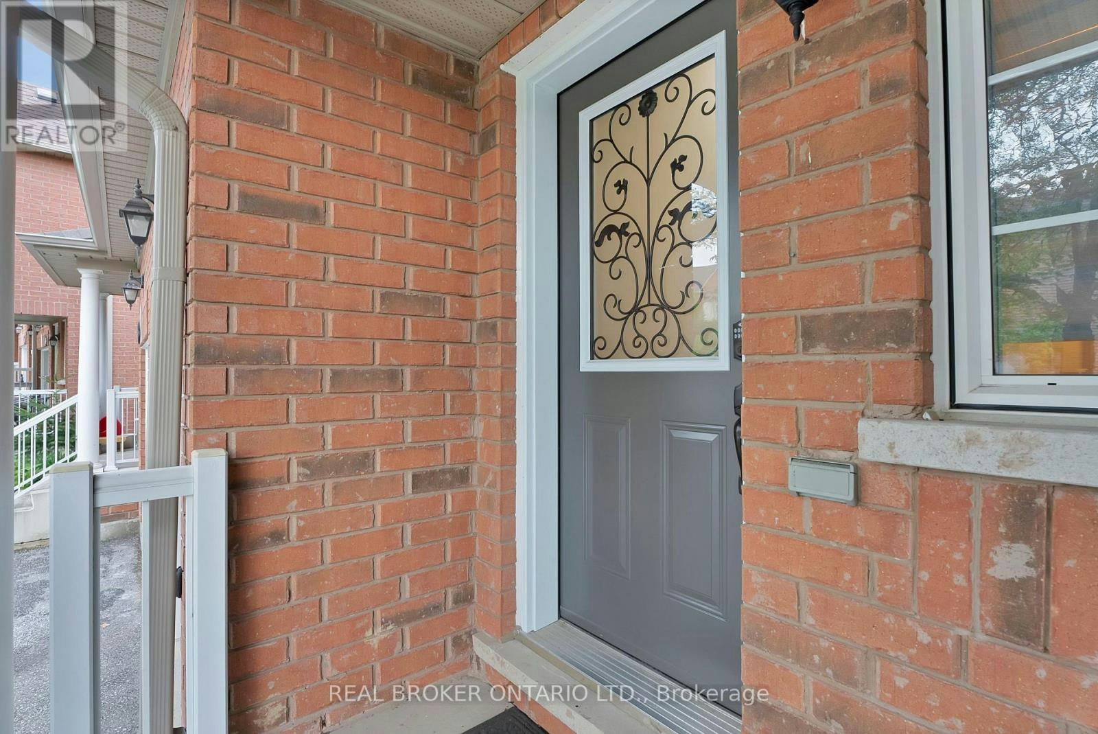 152-7360 Zinnia Place, Mississauga, ON, L5W 2A5