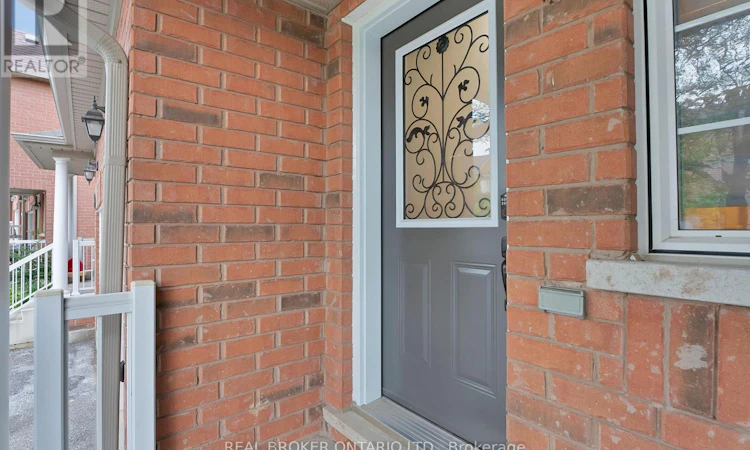 152-7360 Zinnia Place