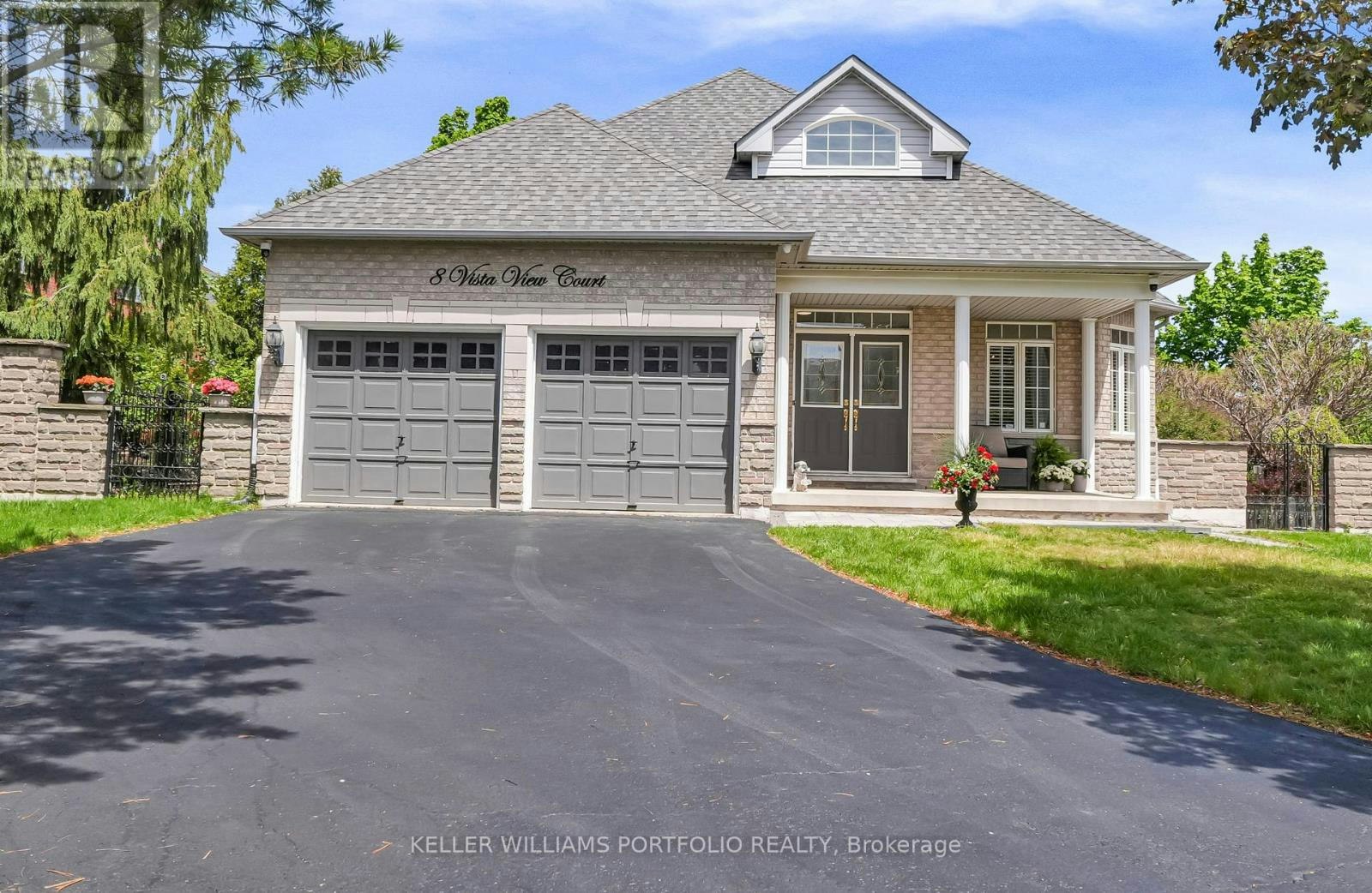 8 Vista View Court, Caledon, ON, L7C 1E1