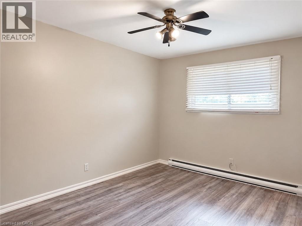 Upper-580 Forest Hill Drive, Kitchener, ON, N2M 4H7 - 9