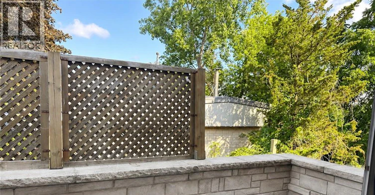 Upper-580 Forest Hill Drive, Kitchener, ON, N2M 4H7 - 11