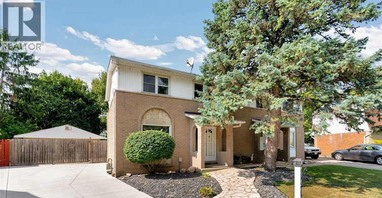 10700 Atwater Crescent, Windsor, ON, N8R 1N6