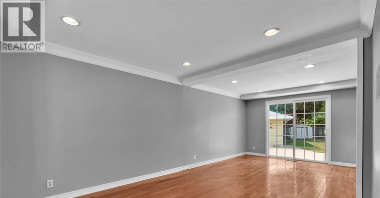 10700 Atwater Crescent, Windsor, ON, N8R 1N6 - 9