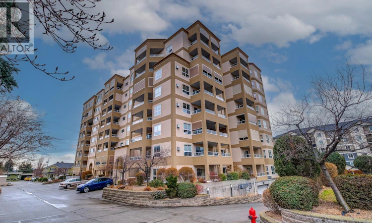 204-2285 Atkinson Street