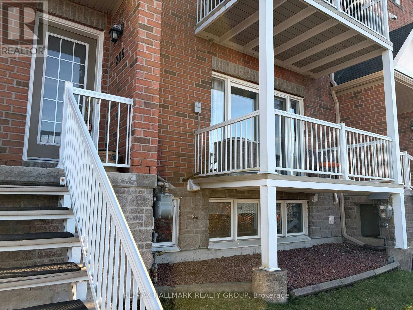 205-3275 St Joseph Boulevard, Ottawa, ON, K1E 3Y3