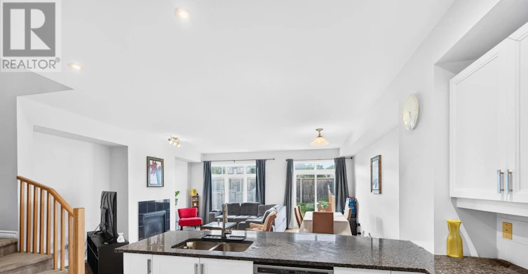 132 Larimar Circle, Ottawa, ON, K1X 0B7 - 7