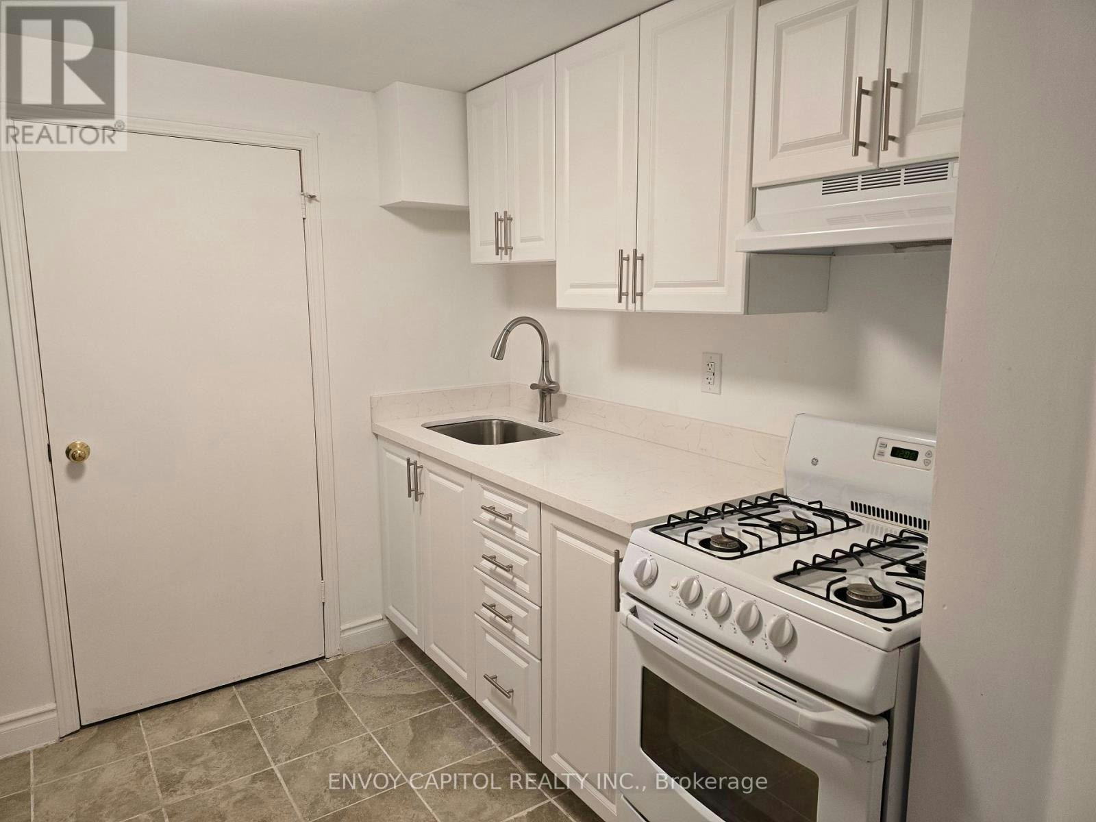 BASEMENT 1 BR-6 Arrowstook Road, Toronto, ON, M2K 1J9 - 3