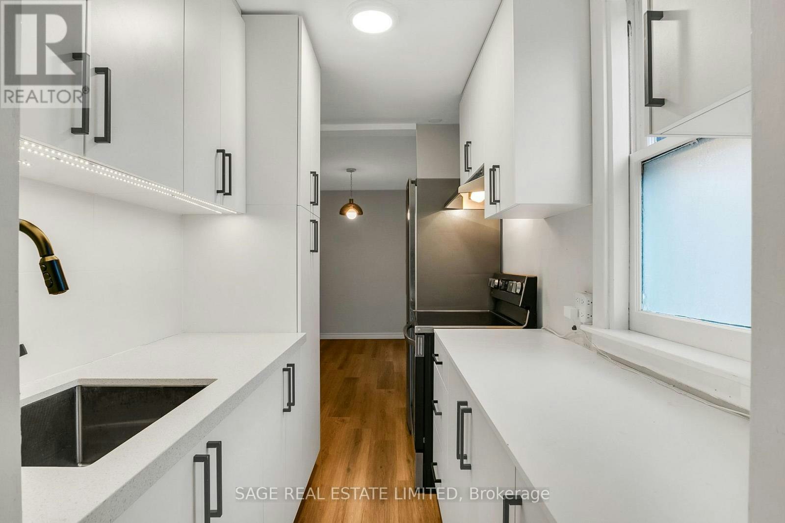 UPPER-633 St Clair Avenue W, Toronto, ON, M6C 1A7 - 12