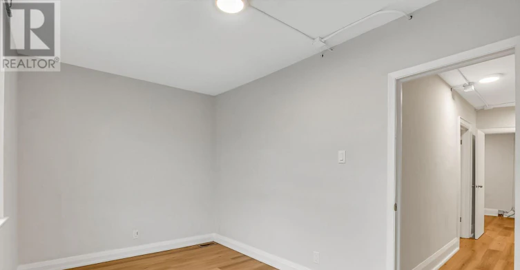 UPPER-633 St Clair Avenue W, Toronto, ON, M6C 1A7 - 14