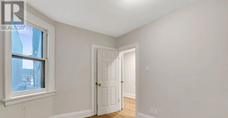 UPPER-633 St Clair Avenue W, Toronto, ON, M6C 1A7 - 17
