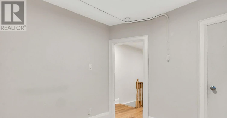 UPPER-633 St Clair Avenue W, Toronto, ON, M6C 1A7 - 19