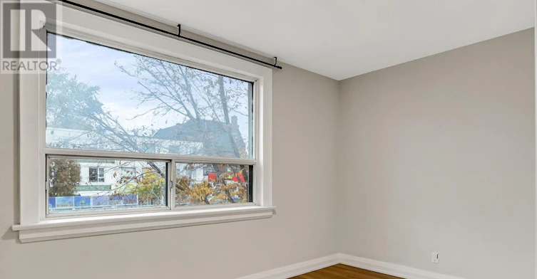 UPPER-633 St Clair Avenue W, Toronto, ON, M6C 1A7 - 13