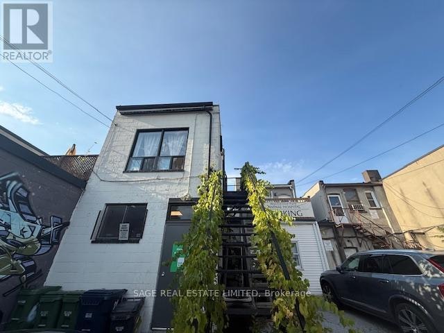 UPPER-633 St Clair Avenue W, Toronto, ON, M6C 1A7 - 23