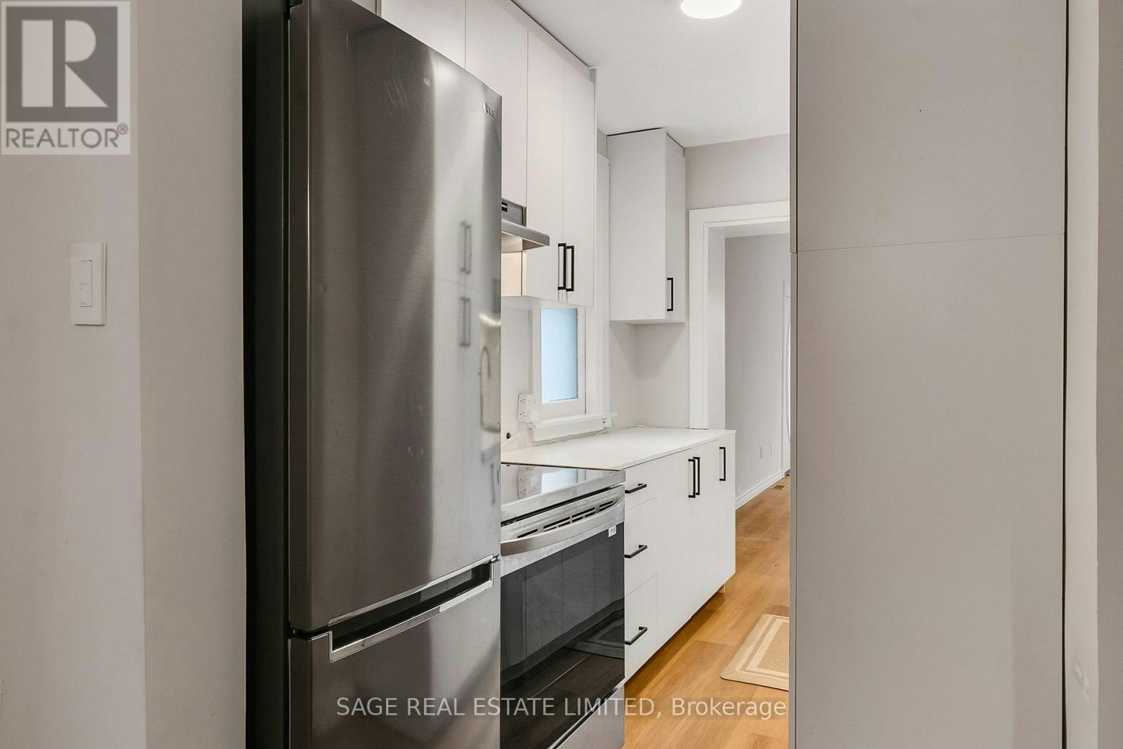UPPER-633 St Clair Avenue W, Toronto, ON, M6C 1A7 - 11