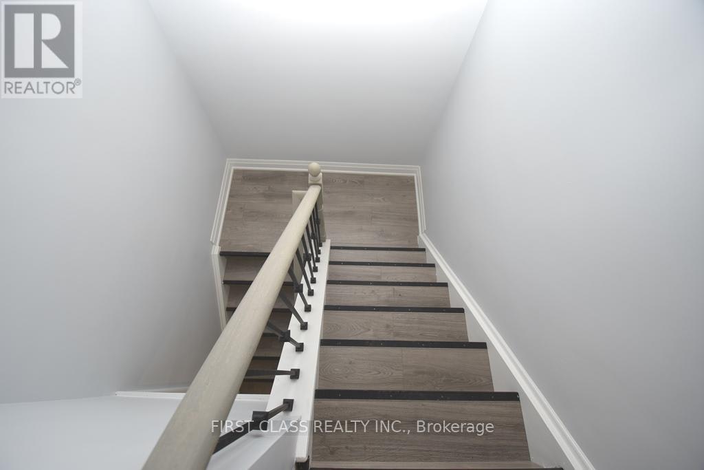 BACK-319 Senlac Road, Toronto, ON, M2R 1R2 - 15