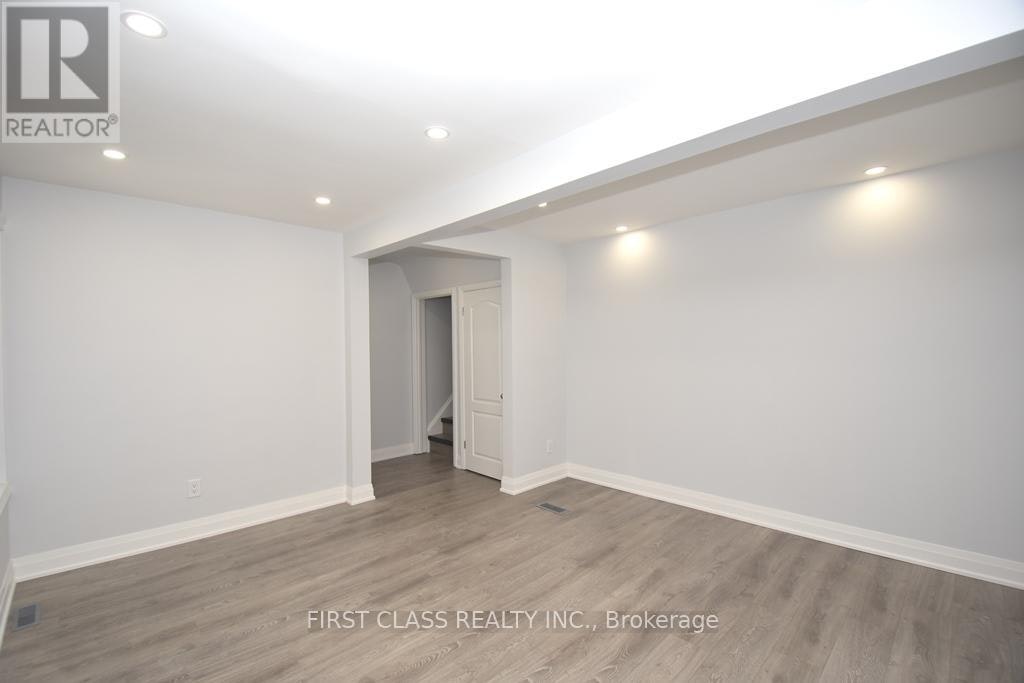 BACK-319 Senlac Road, Toronto, ON, M2R 1R2 - 5