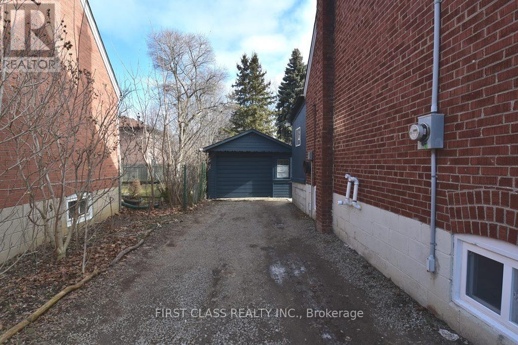BACK-319 Senlac Road, Toronto, ON, M2R 1R2 - 2