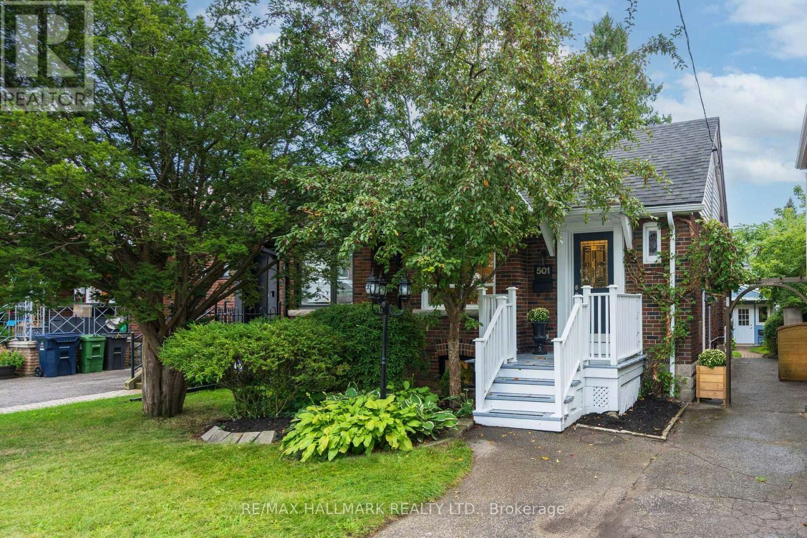501 Sammon Avenue, Toronto, ON, M4J 2B3