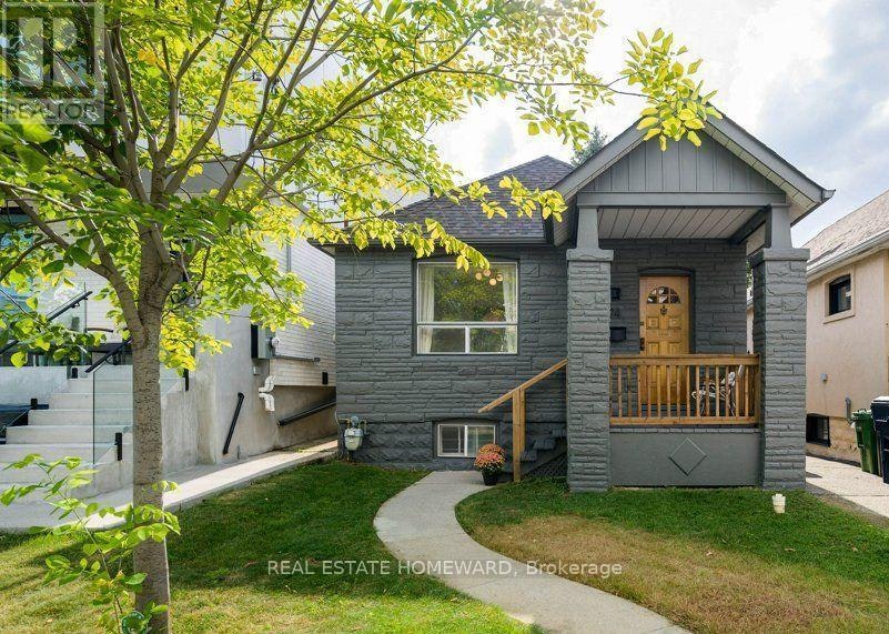 94 Wiley Avenue N, Toronto, ON, M4J 3W6