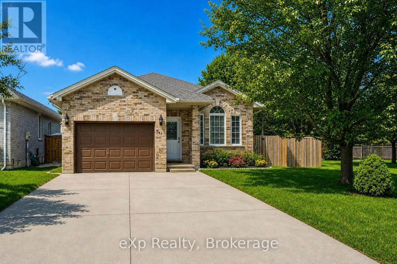 547 Forest Creek Place, London, ON, N5Y 5T7