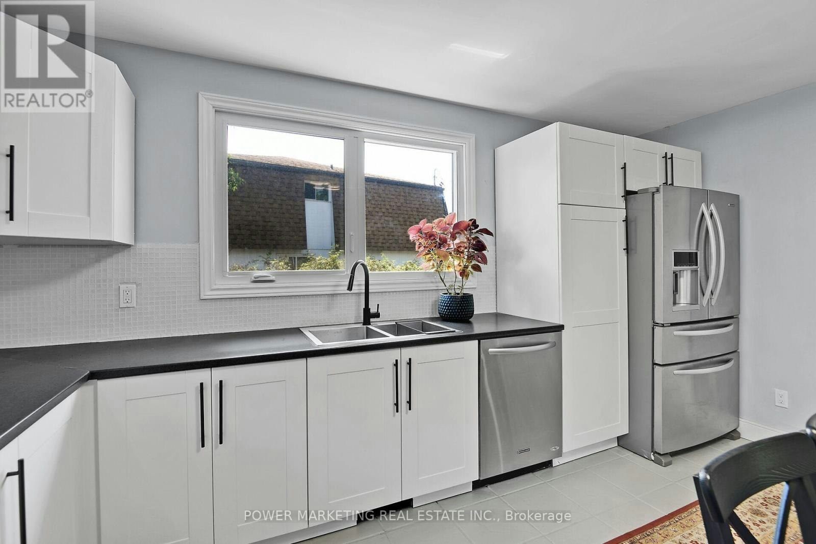 B-35 Tauvette Street, Ottawa, ON, K1B 3A1 - 15