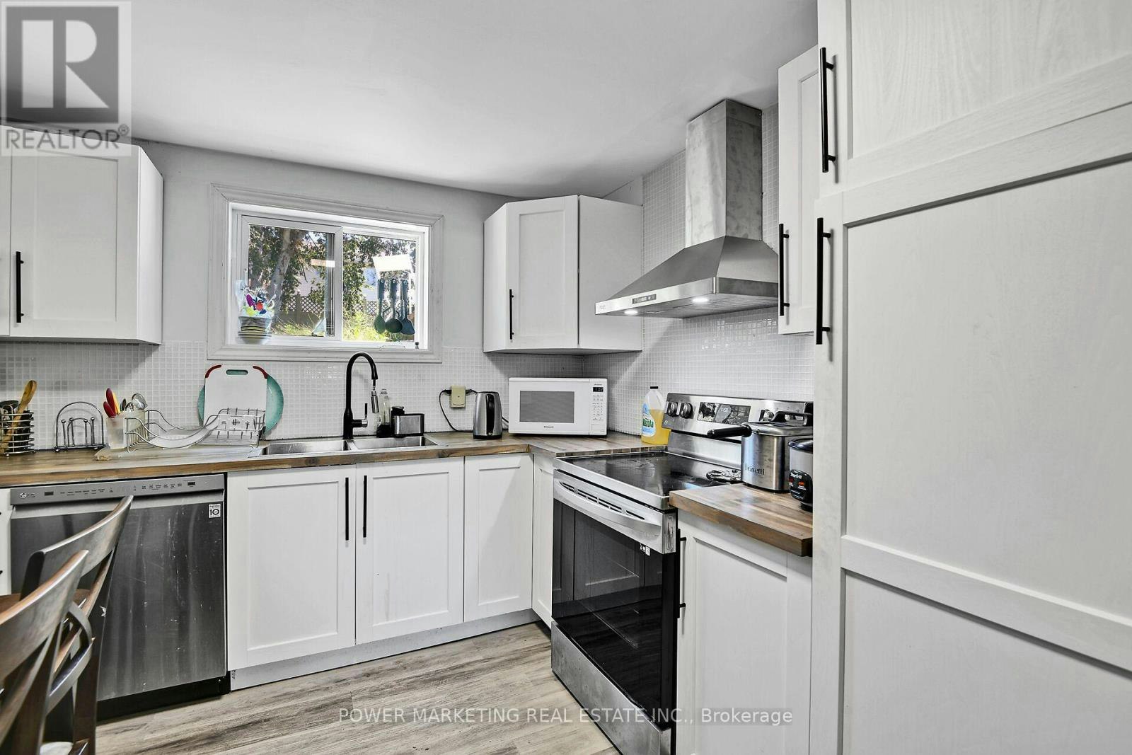 B-35 Tauvette Street, Ottawa, ON, K1B 3A1 - 36