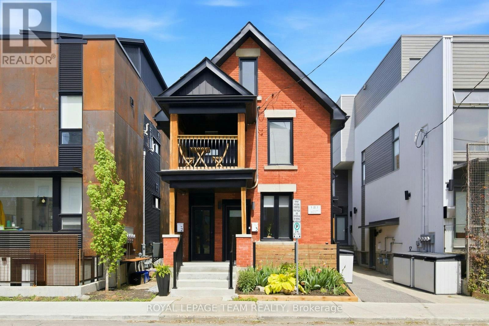 121 Carruthers Avenue, Ottawa, ON, K1Y 1N4