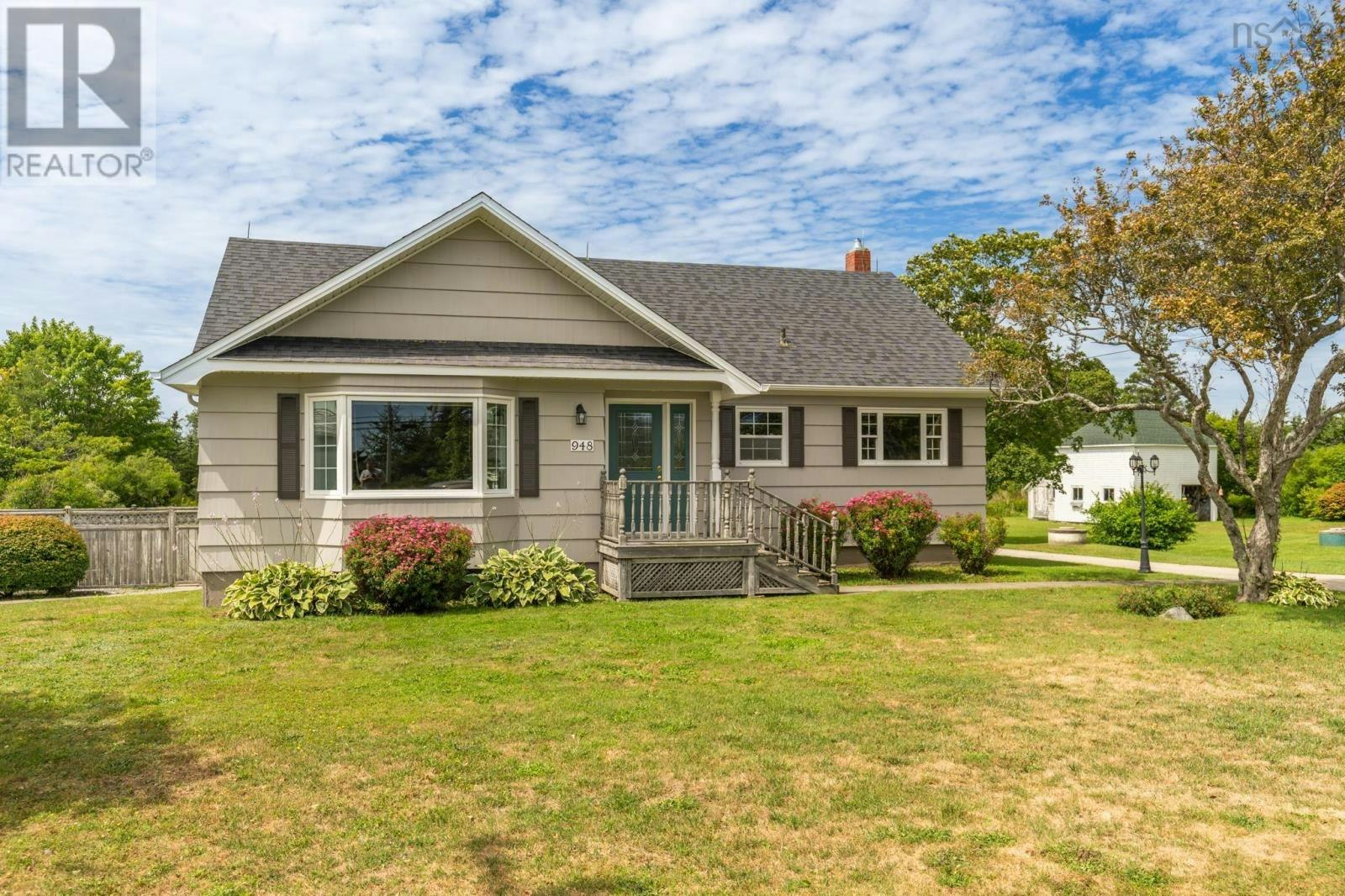 948 335 Highway, West Pubnico, NS, B0W 3S0