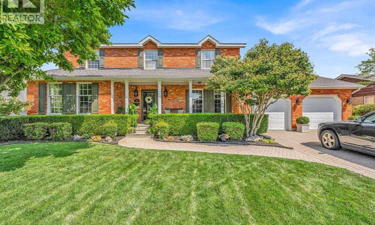 2998 St Luke Crescent