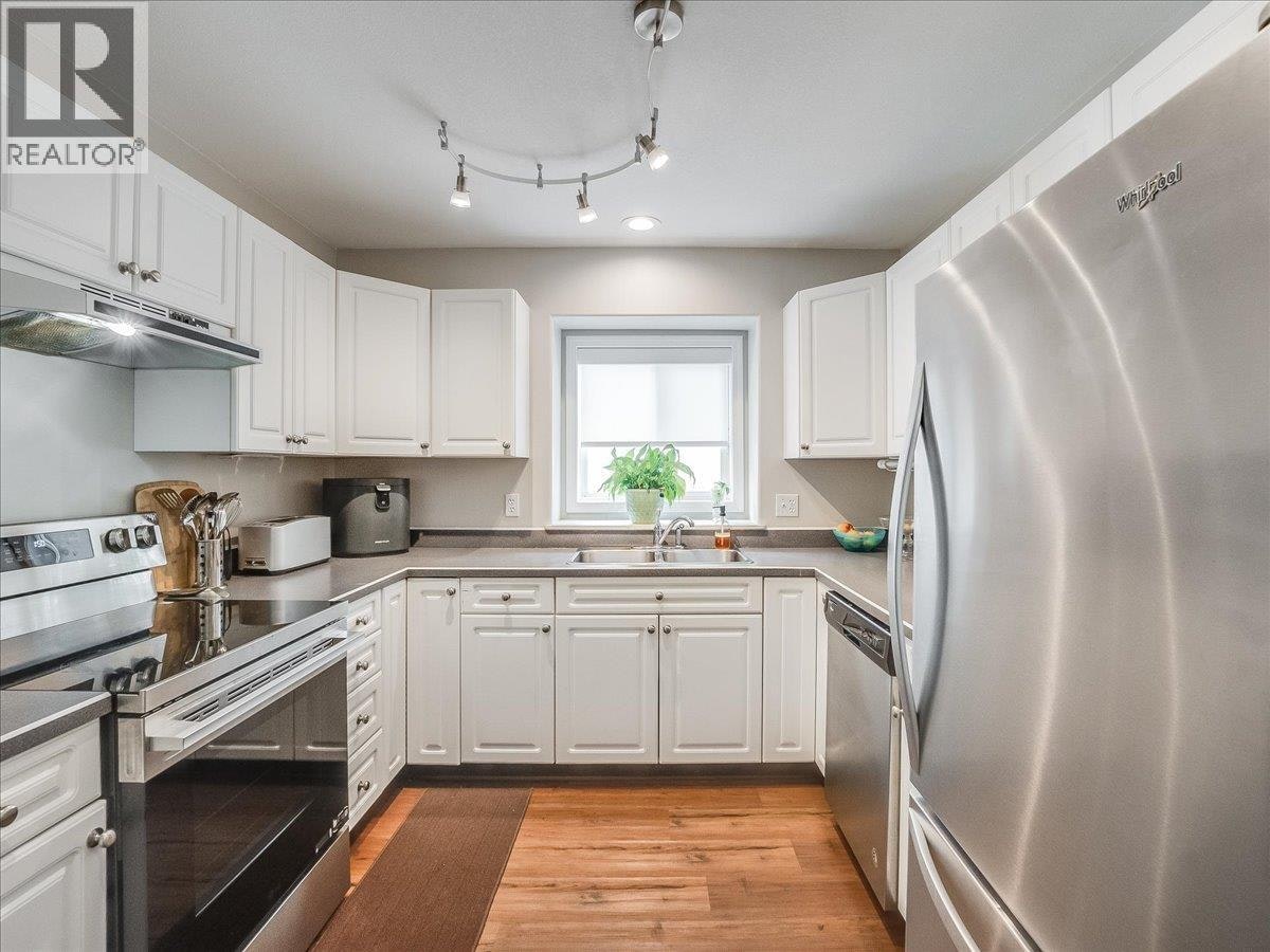 416 W Beasley Crescent, Nelson, BC, V1L 5Y4 - 15