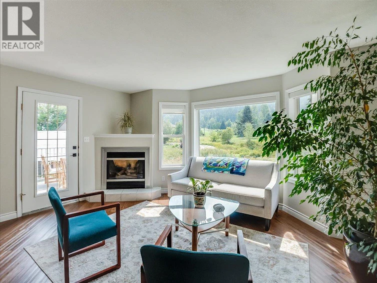 416 W Beasley Crescent, Nelson, BC, V1L 5Y4