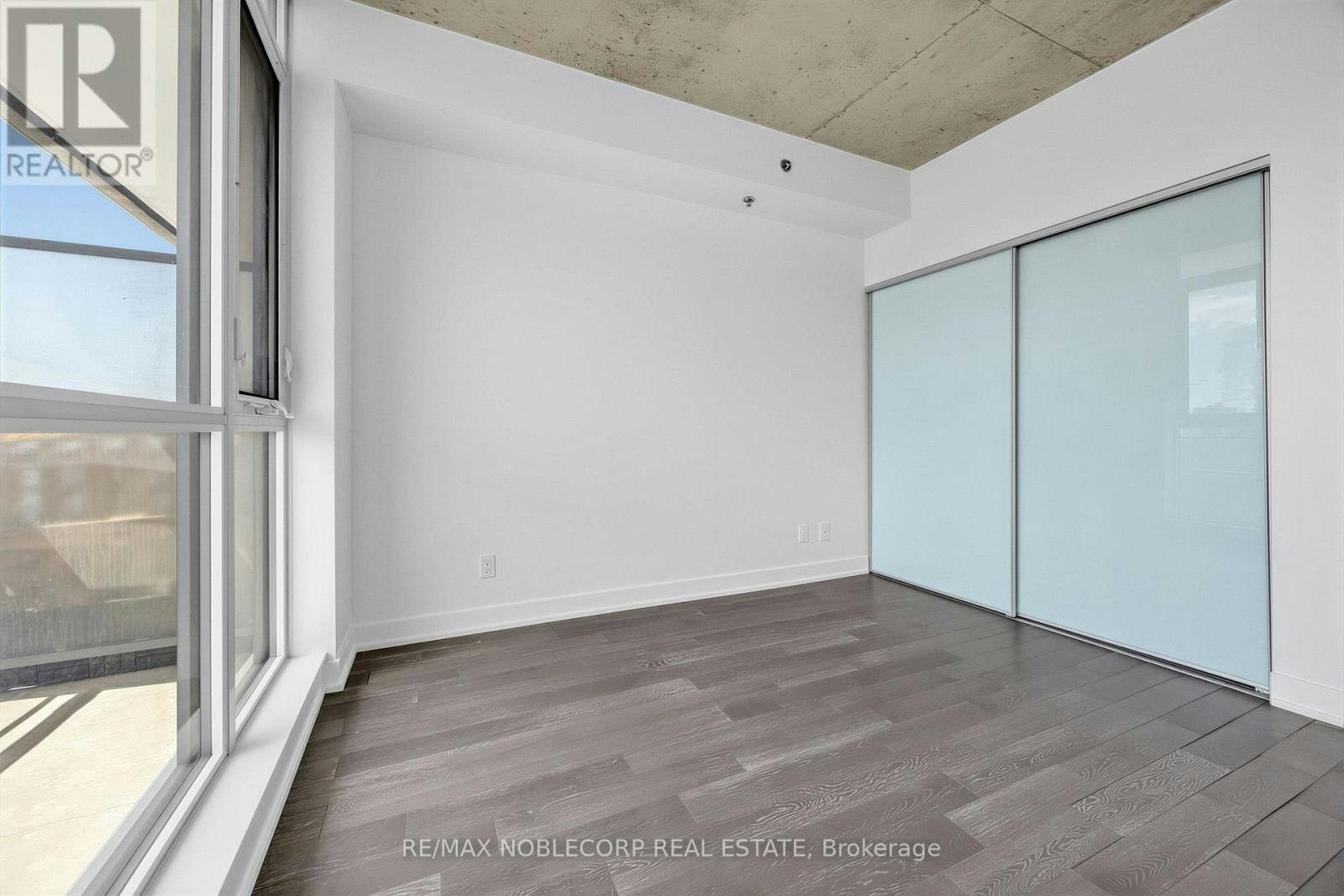 1006-20 Minowan Miikan Lane, Toronto, ON, M6J 0E5 - 13
