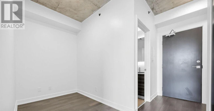 1006-20 Minowan Miikan Lane, Toronto, ON, M6J 0E5 - 6