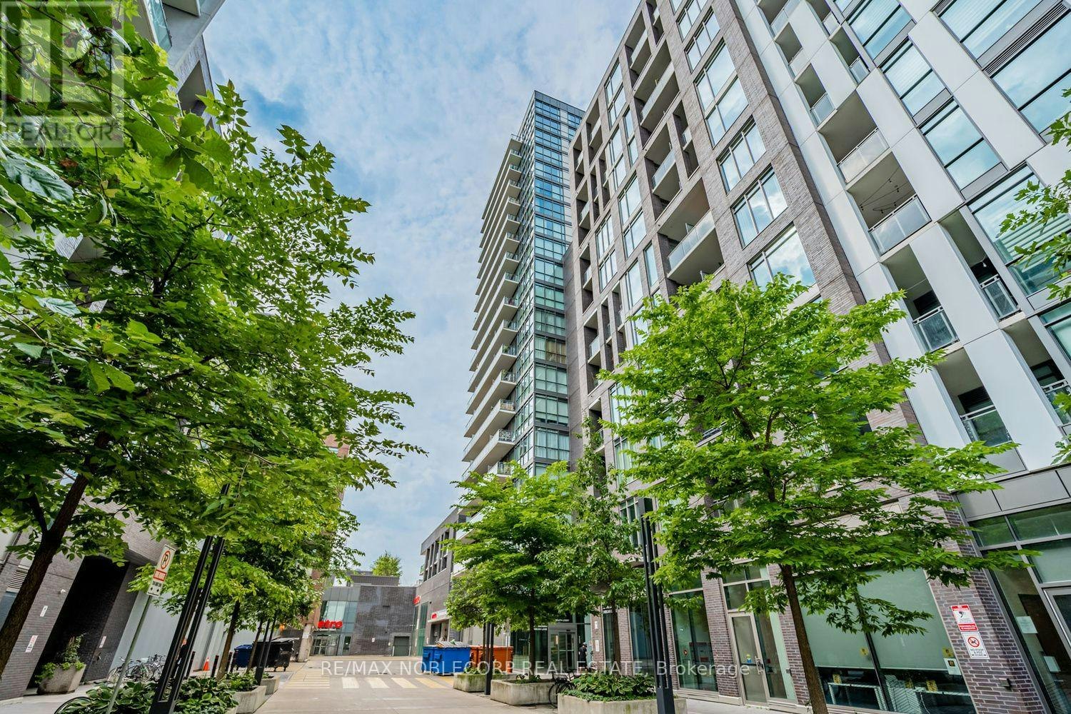 1006-20 Minowan Miikan Lane, Toronto, ON, M6J 0E5 - 2