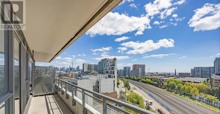 1006-20 Minowan Miikan Lane, Toronto, ON, M6J 0E5 - 18