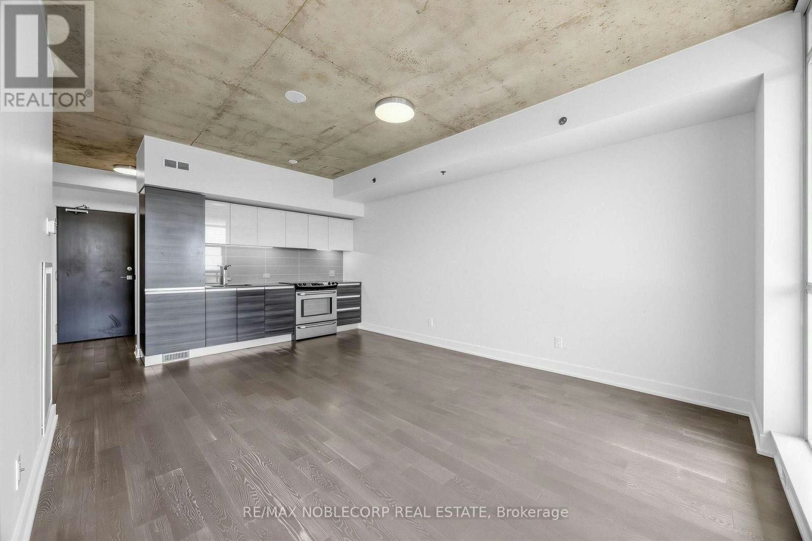 1006-20 Minowan Miikan Lane, Toronto, ON, M6J 0E5 - 8