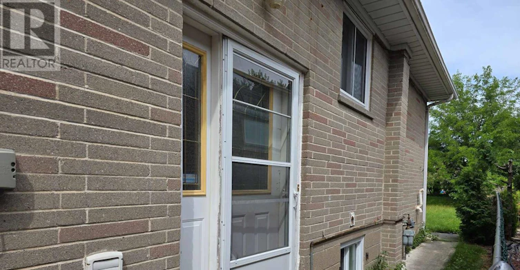 BASEMENT BACHELOR-6 Arrowstook Road, Toronto, ON, M2K 1J9 - 5
