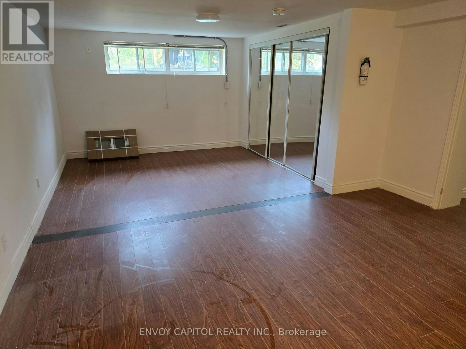 BASEMENT BACHELOR-6 Arrowstook Road, Toronto, ON, M2K 1J9 - 3