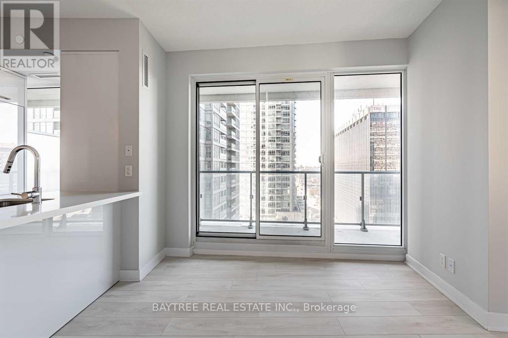 4008-2221 Yonge Street, Toronto, ON, M4S 0B8 - 8