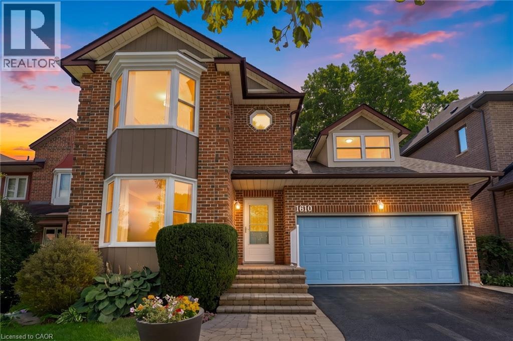 1610 Heathside Crescent, Pickering, ON, L1V 5W7