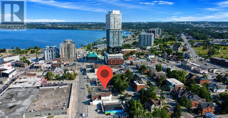 204-66 Maple Avenue, Barrie, ON, L4N 1R8