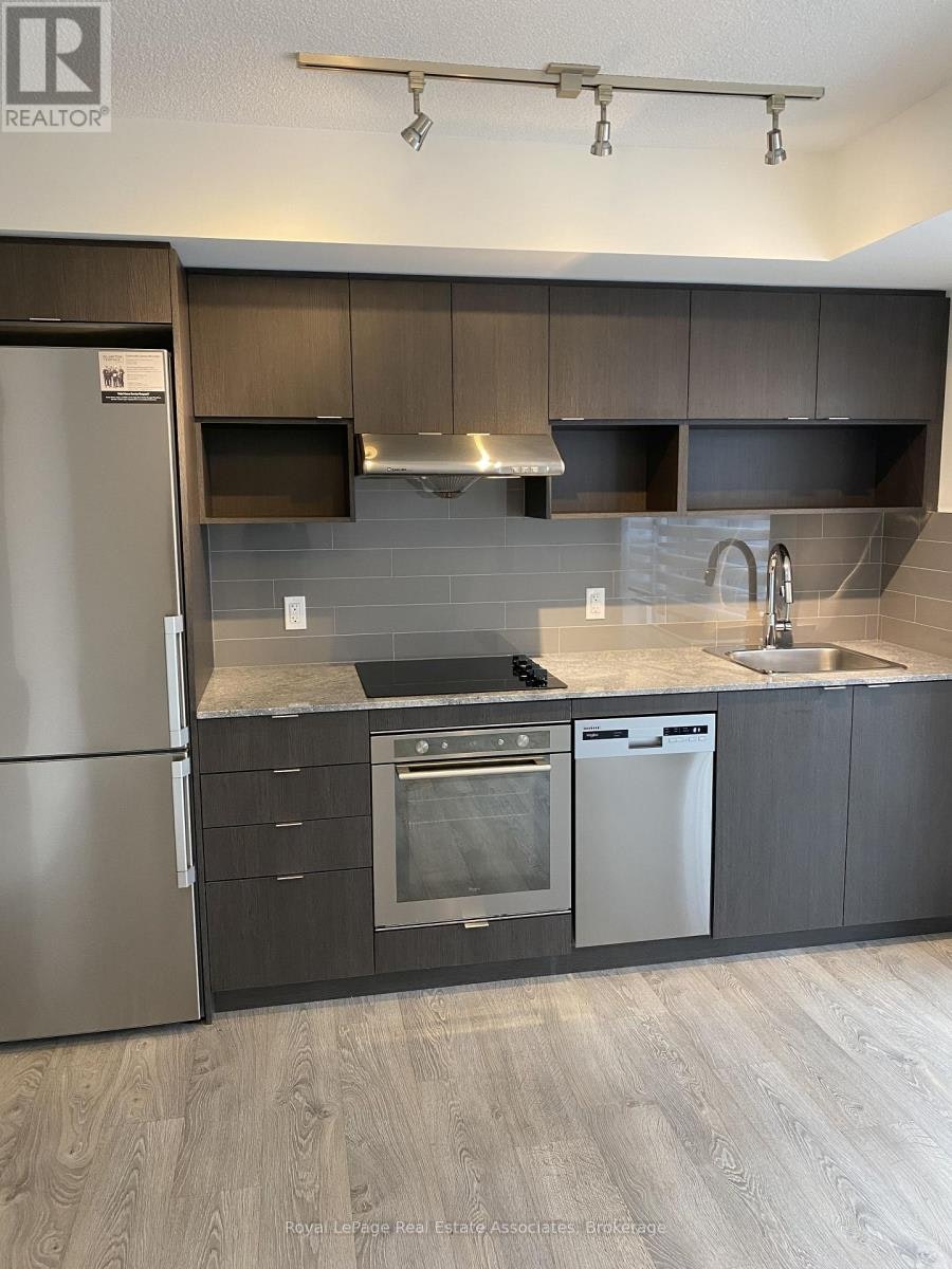 603-7 Mabelle Avenue, Toronto, ON, M5T 0C9 - 3