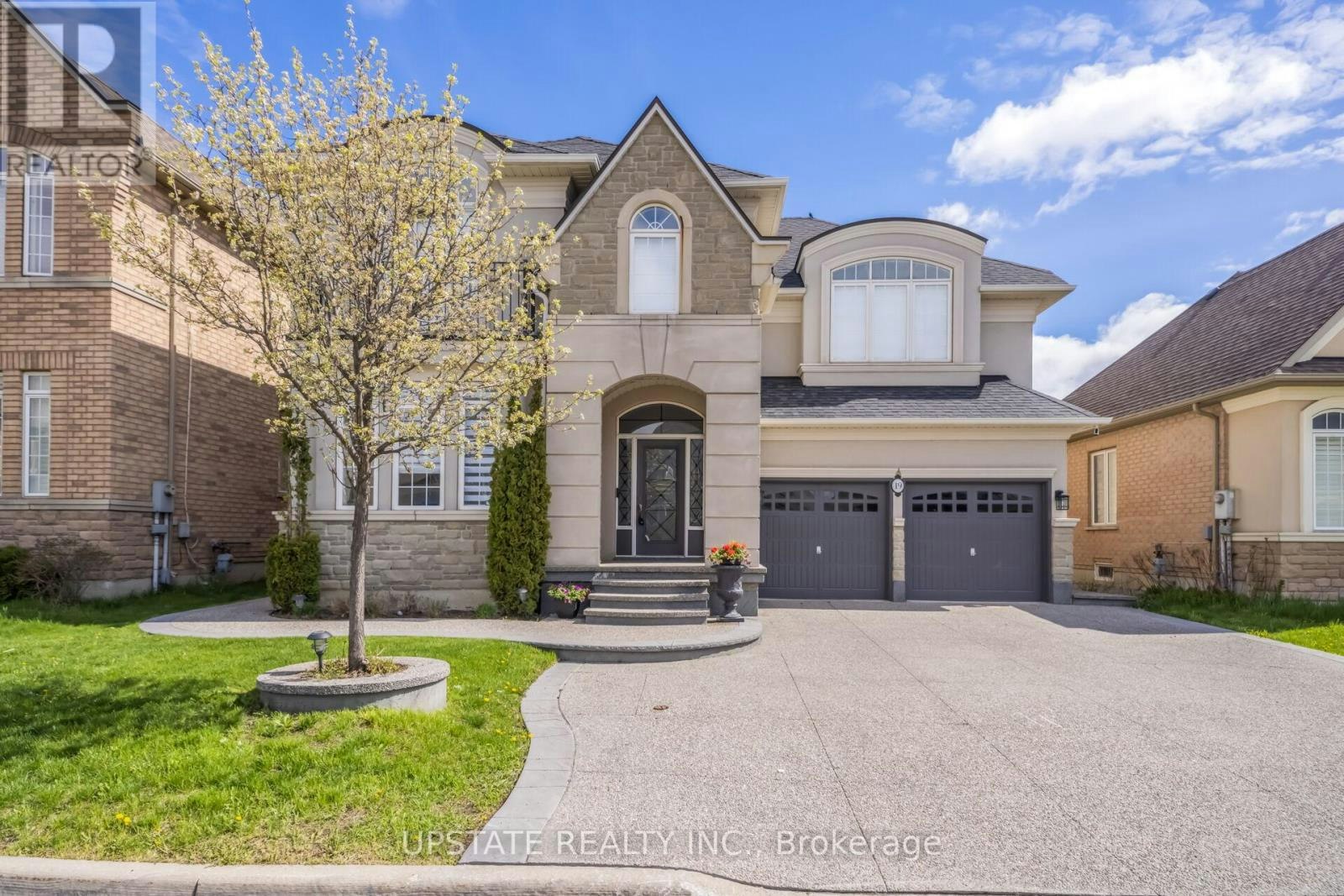 19 Eaglesprings Crescent, Brampton, ON, L6P 2V8
