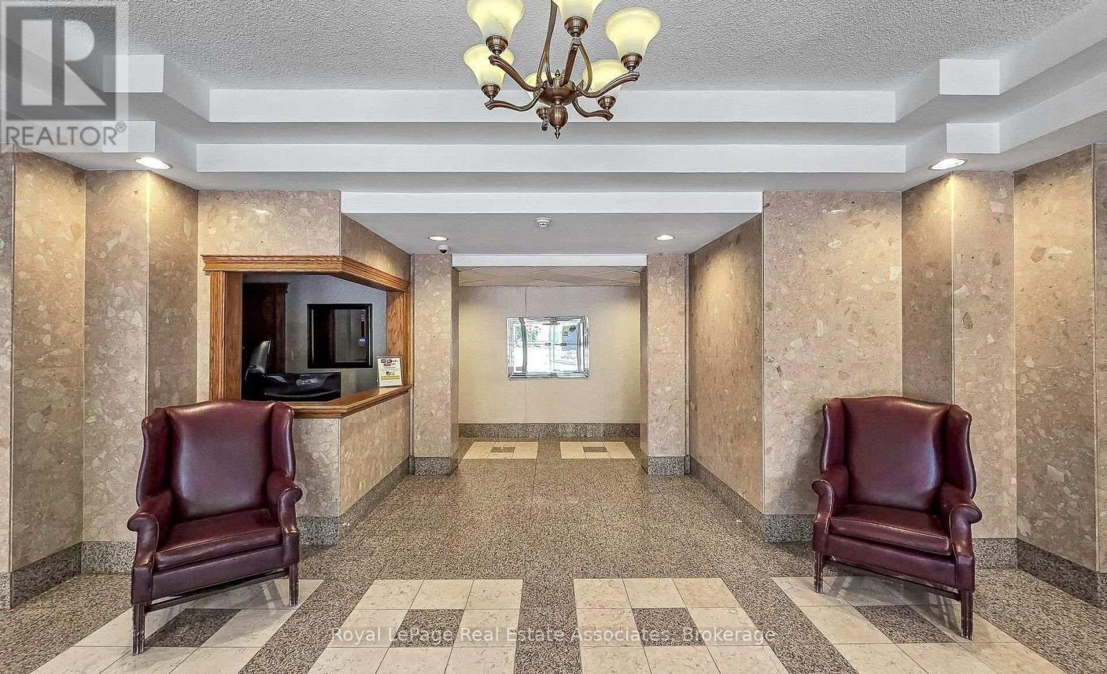 809-55 Elm Drive W, Mississauga, ON, L5B 3Z3 - 3