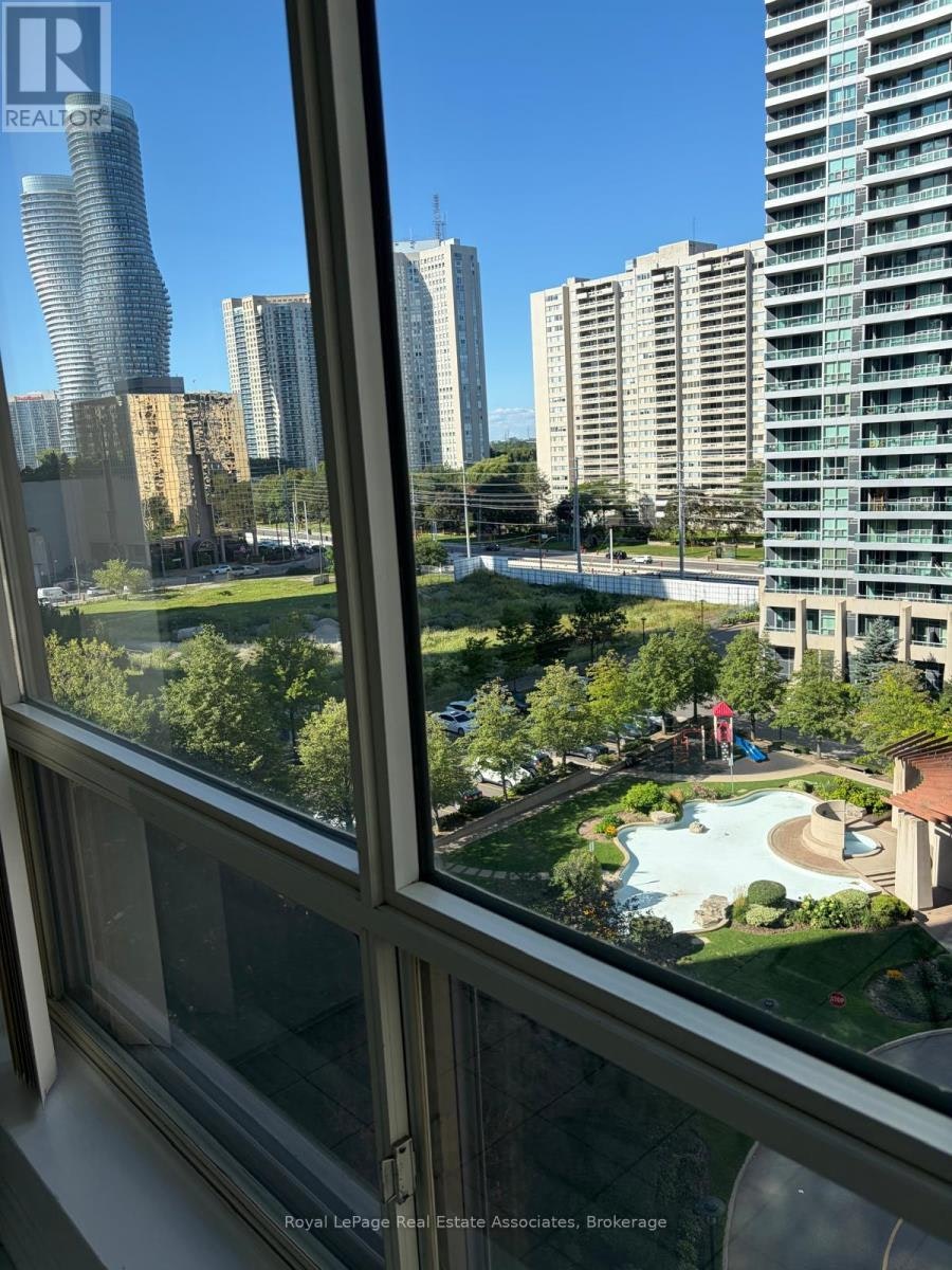 809-55 Elm Drive W, Mississauga, ON, L5B 3Z3 - 21