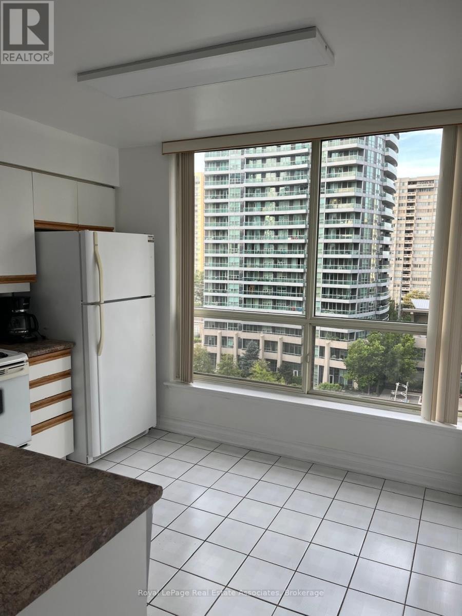 809-55 Elm Drive W, Mississauga, ON, L5B 3Z3 - 30